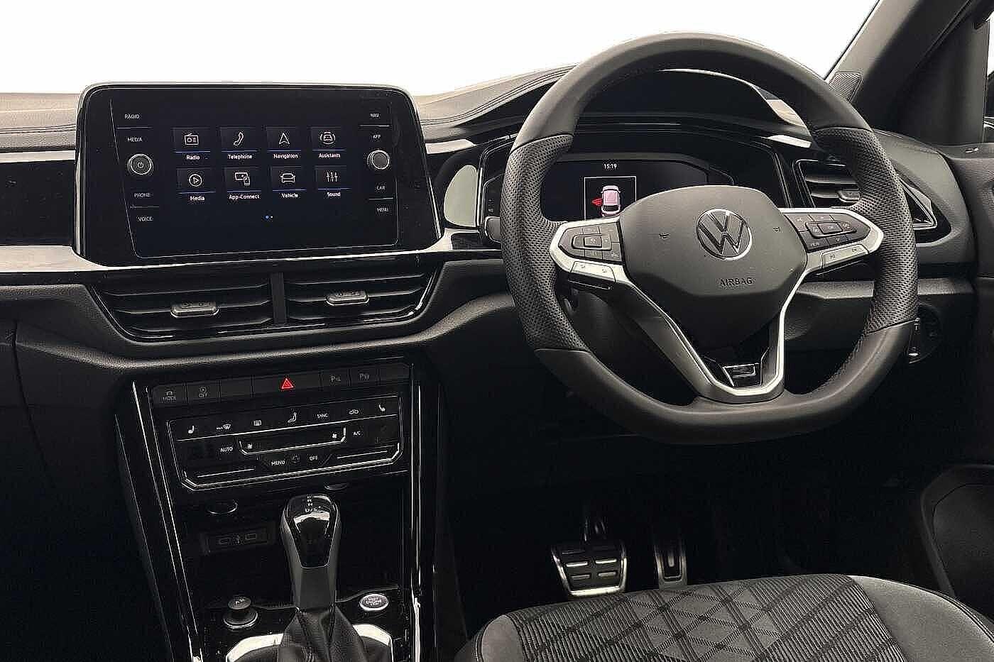 Used Volkswagen T-Roc 2025 for sale - 77834838: Photo 2