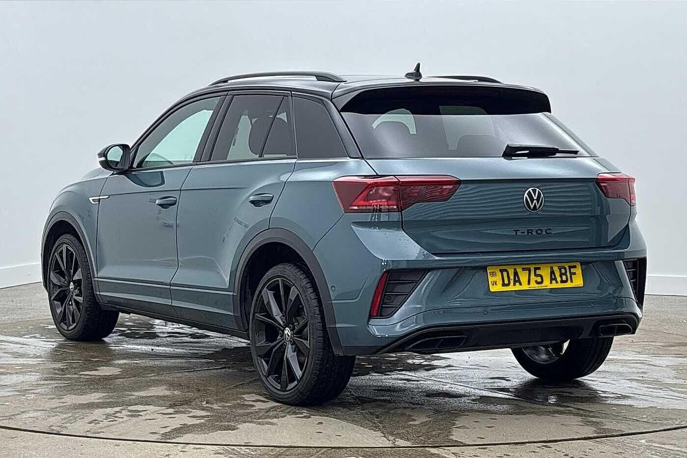 Used Volkswagen T-Roc 2025 for sale - 77834838: Photo 3