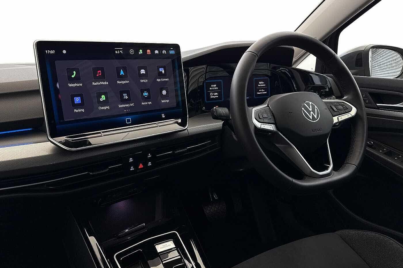 Used Volkswagen Golf 2025 for sale - 76919331: Photo 2