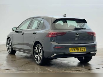 Used Volkswagen Golf 2025 for sale - 76919331: Photo