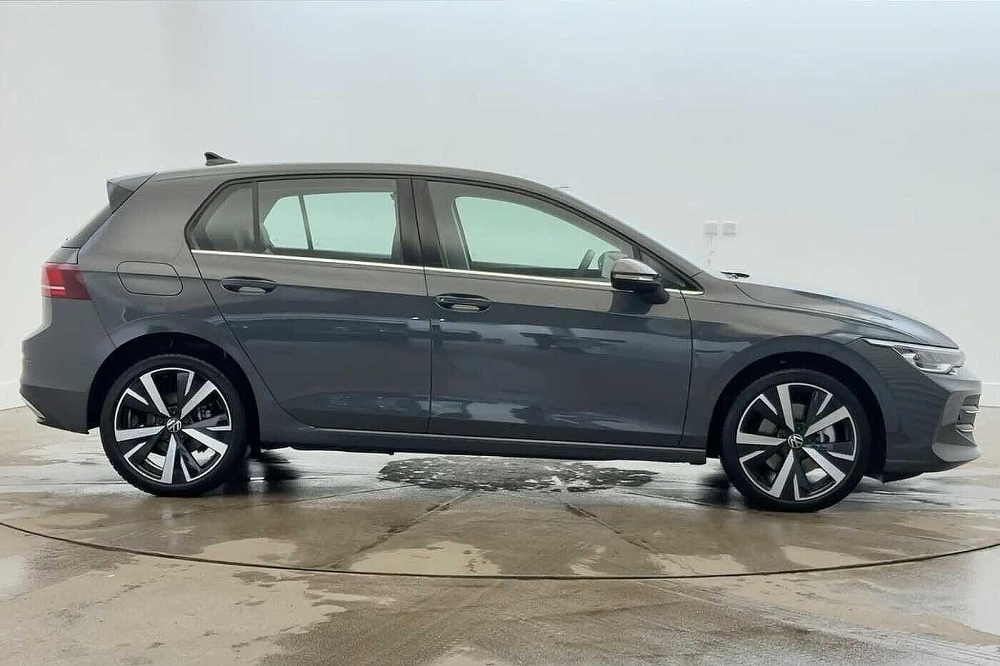 Used Volkswagen Golf 2025 for sale - 76919331: Photo 4