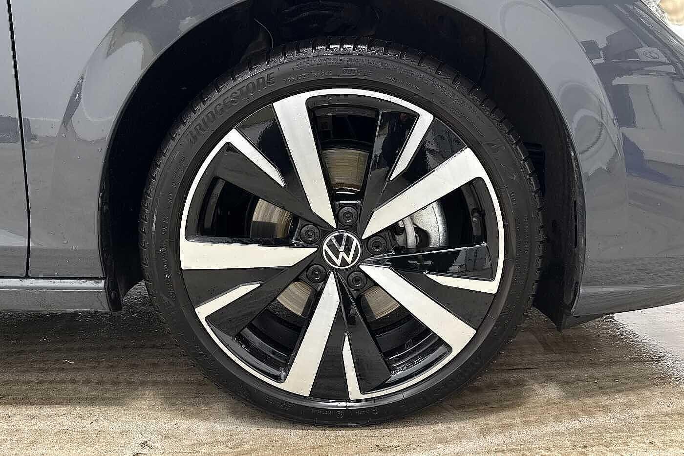 Used Volkswagen Golf 2025 for sale - 76919331: Photo 5