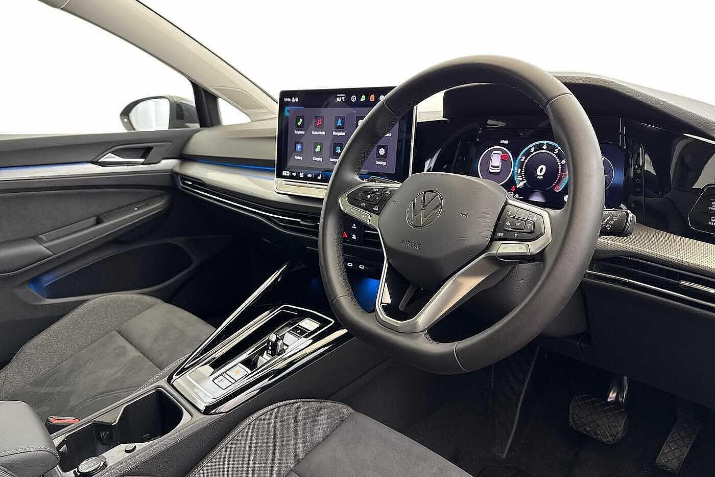 Used Volkswagen Golf 2025 for sale - 76919331: Photo 6