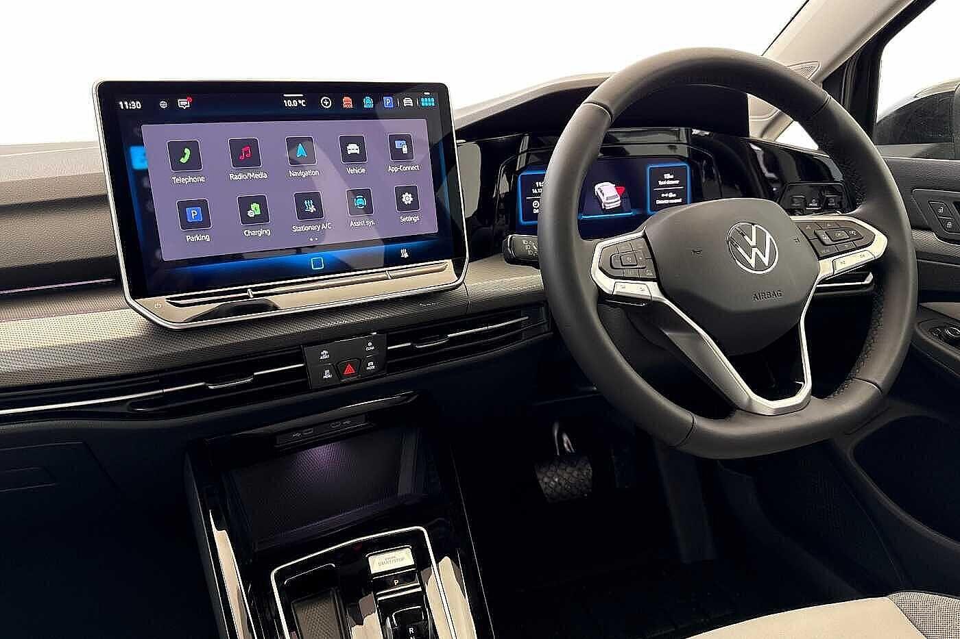 Used Volkswagen Golf 2025 for sale - 77287105: Photo 2