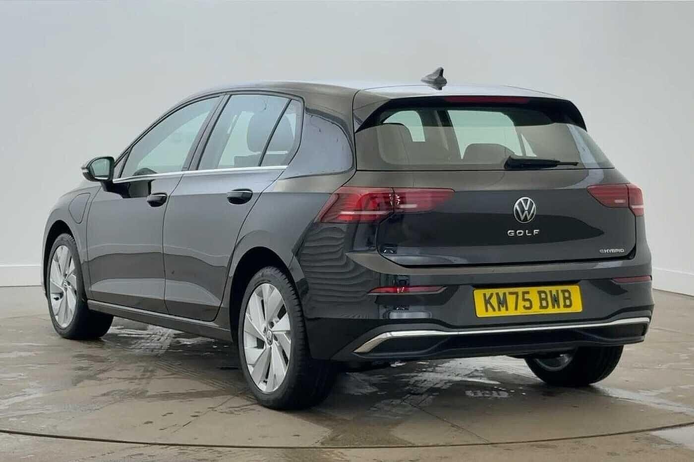 Used Volkswagen Golf 2025 for sale - 77287105: Photo 3