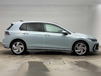 Used Volkswagen Golf 2025 for sale - 78641529: Photo