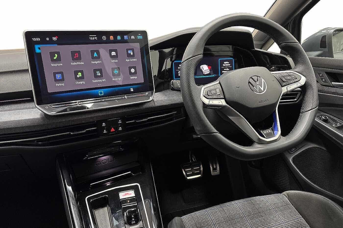 Used Volkswagen Golf 2025 for sale - 76385508: Photo 2