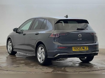 Used Volkswagen Golf 2025 for sale - 76385508: Photo