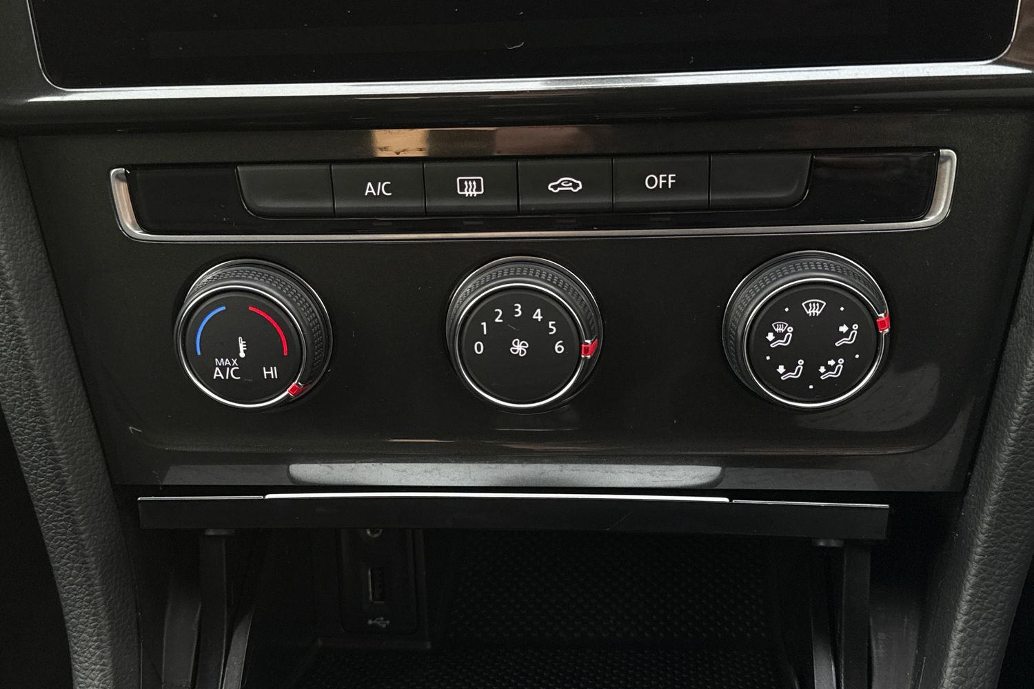 Used Volkswagen Golf 2017 for sale - 77348314: Photo 19