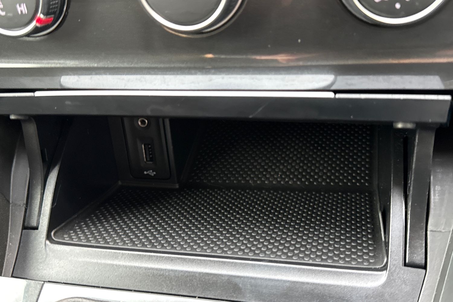 Used Volkswagen Golf 2017 for sale - 77348314: Photo 33