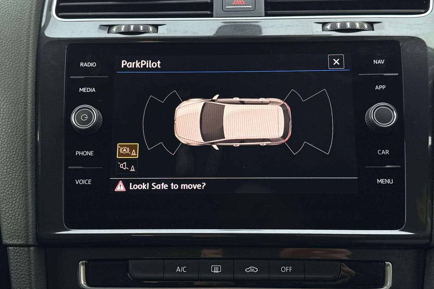 Used Volkswagen Golf 2017 for sale - 77348314: Photo 37