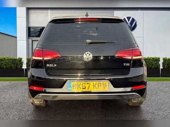 Used Volkswagen Golf 2017 for sale - 77348314: Photo