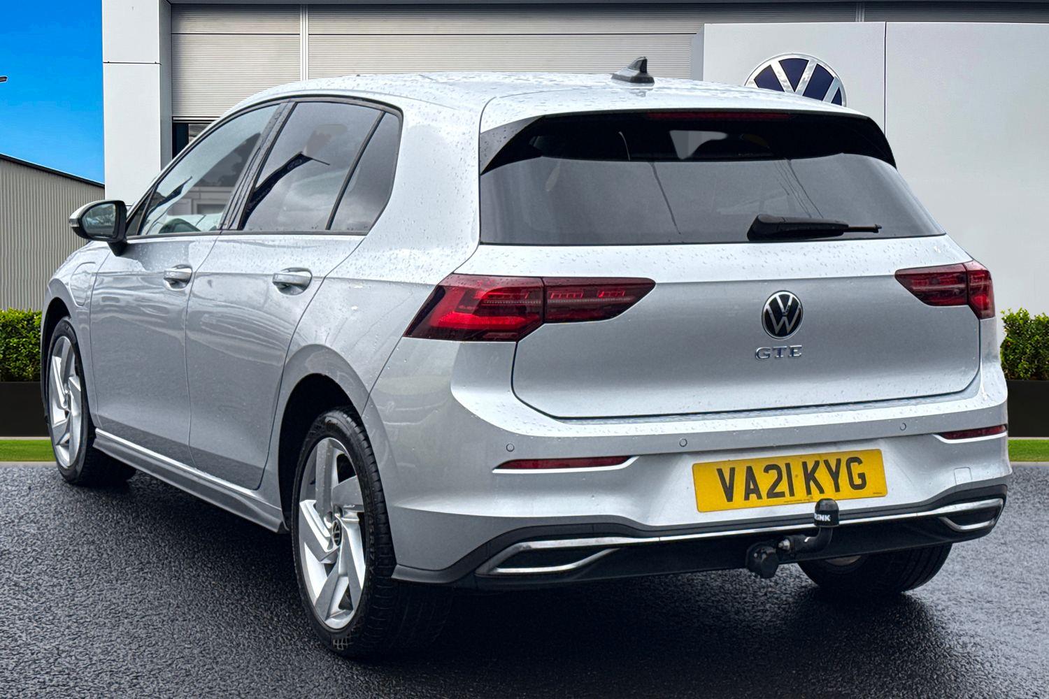 Used Volkswagen Golf 2021 for sale - 77589572: Photo 2