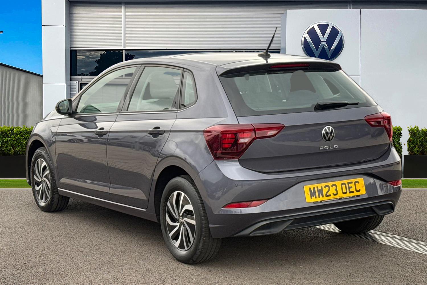 Used Volkswagen Polo 2023 for sale - 75999567: Photo 2