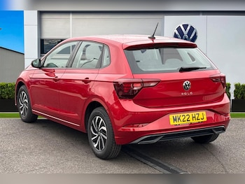 Used Volkswagen Polo 2022 for sale - 76236803: Photo 2