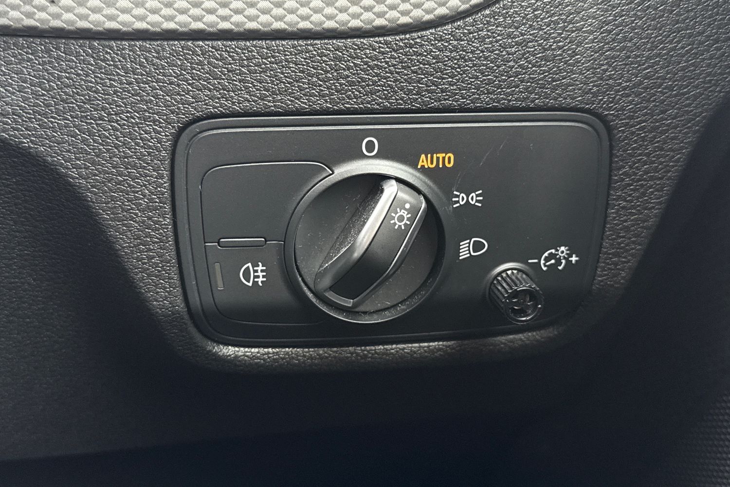 Used Audi Q2 2022 for sale - 77541008: Photo 31