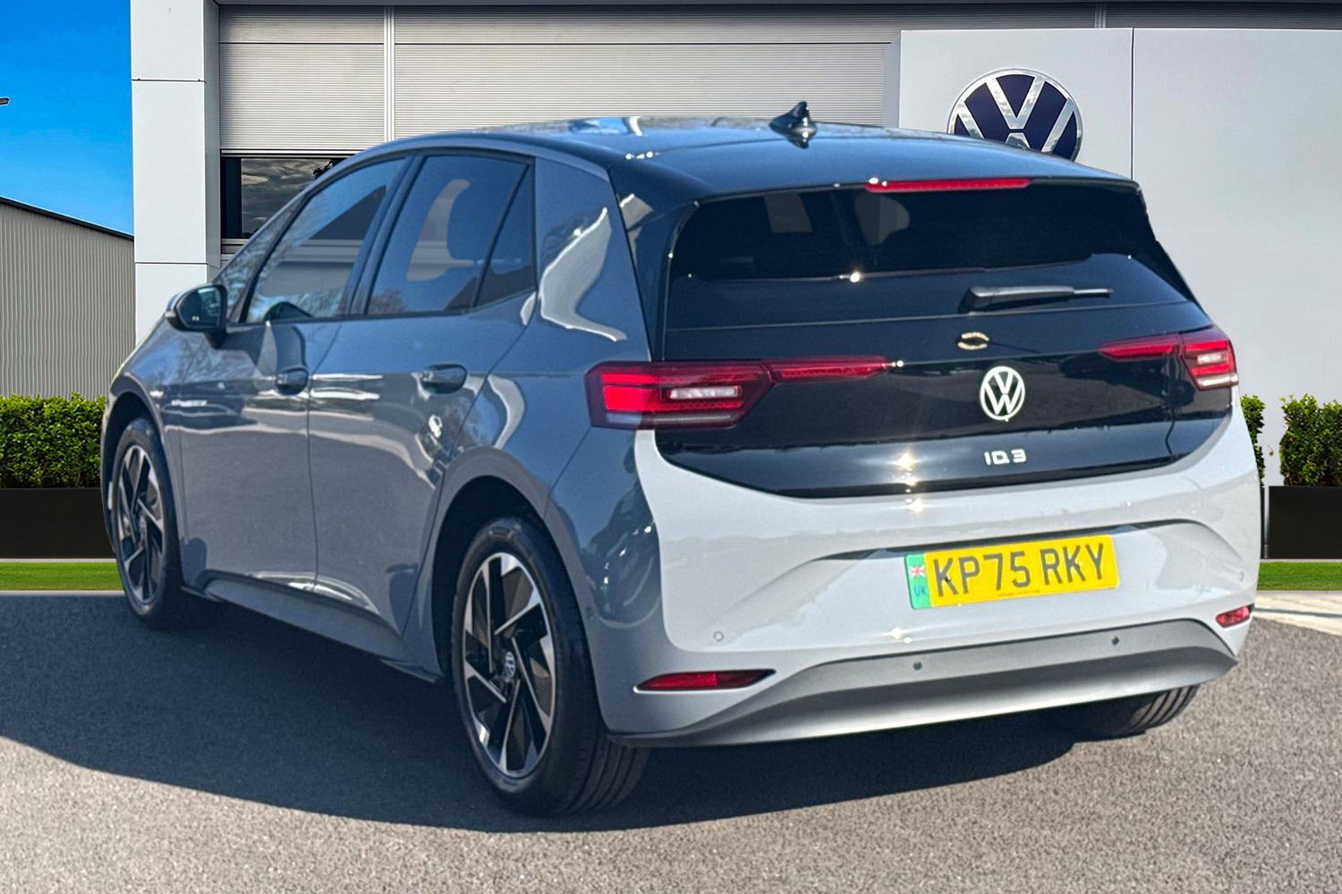 Used Volkswagen ID.3 2025 for sale - 78213442: Photo 2