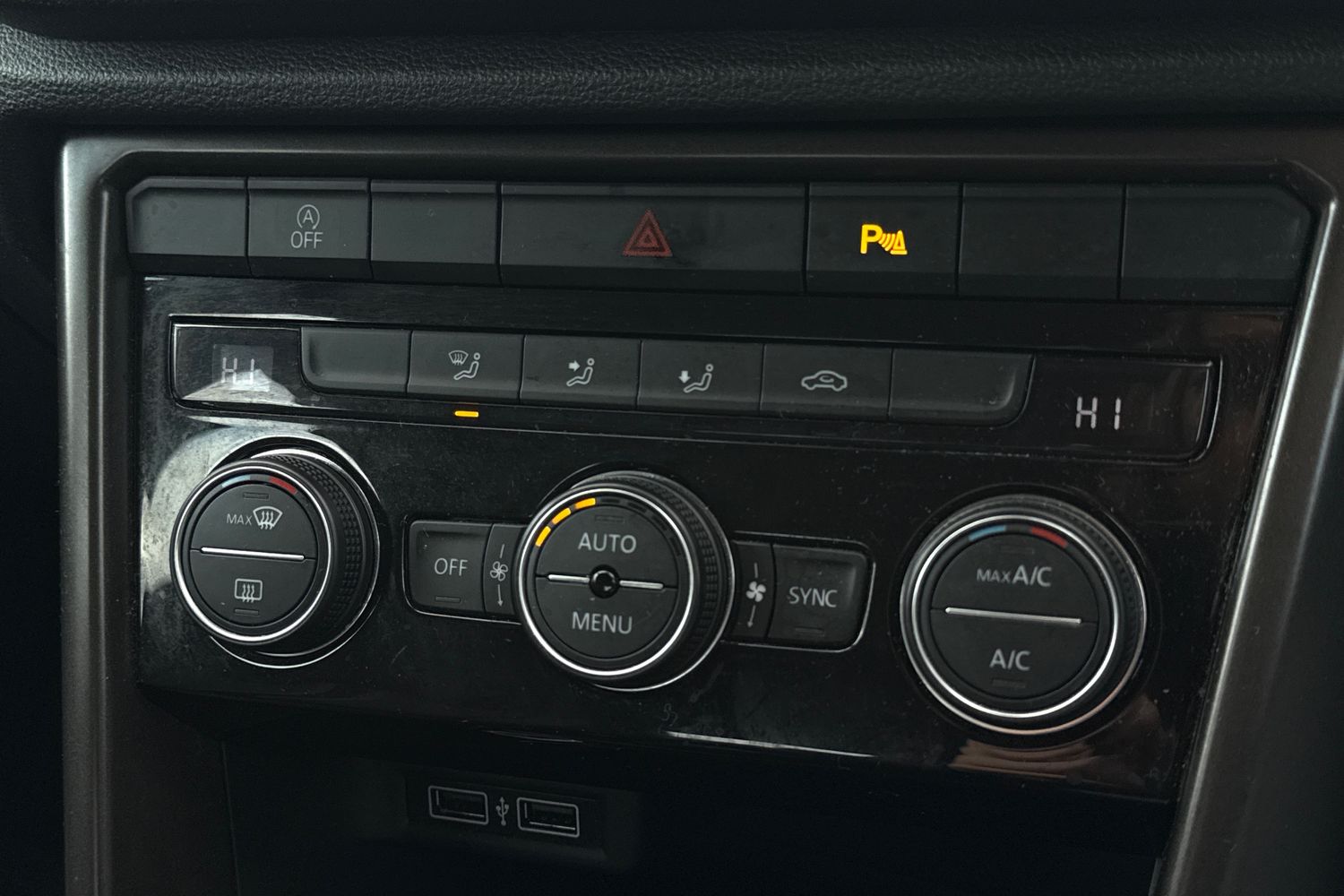 Used Volkswagen T-Roc 2019 for sale - 76876037: Photo 22