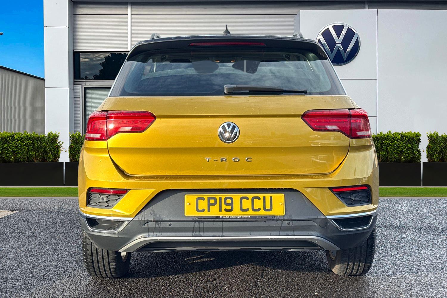 Used Volkswagen T-Roc 2019 for sale - 76876037: Photo 4