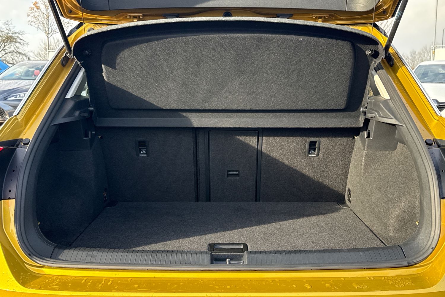 Used Volkswagen T-Roc 2019 for sale - 76876037: Photo 7