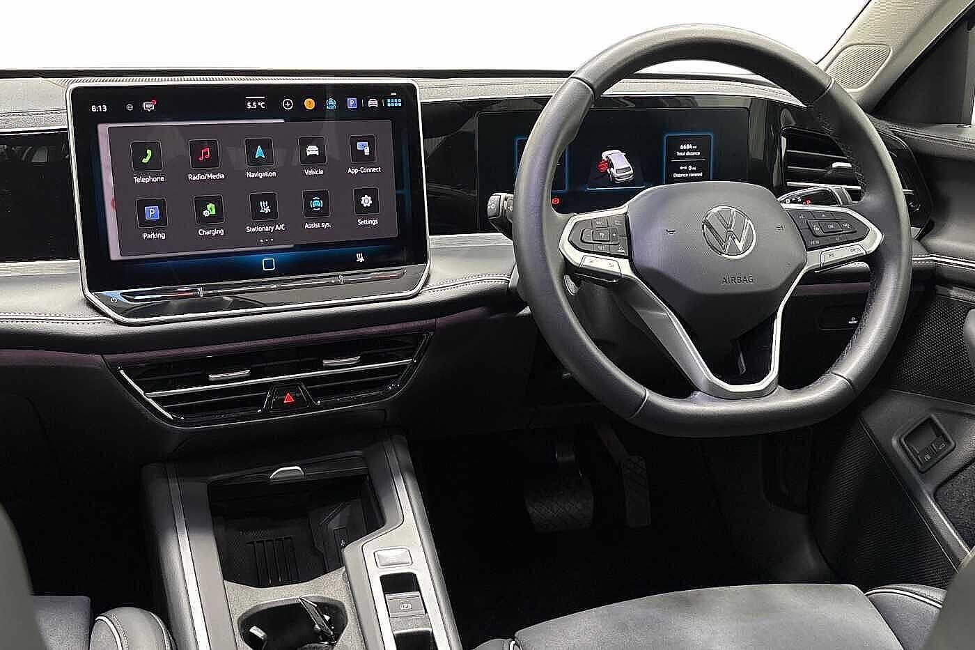 Used Volkswagen Passat 2025 for sale - 76480870: Photo 2