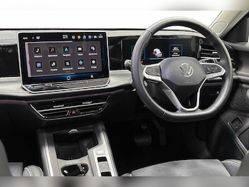 Used Volkswagen Passat 2025 for sale - 76480870: Photo