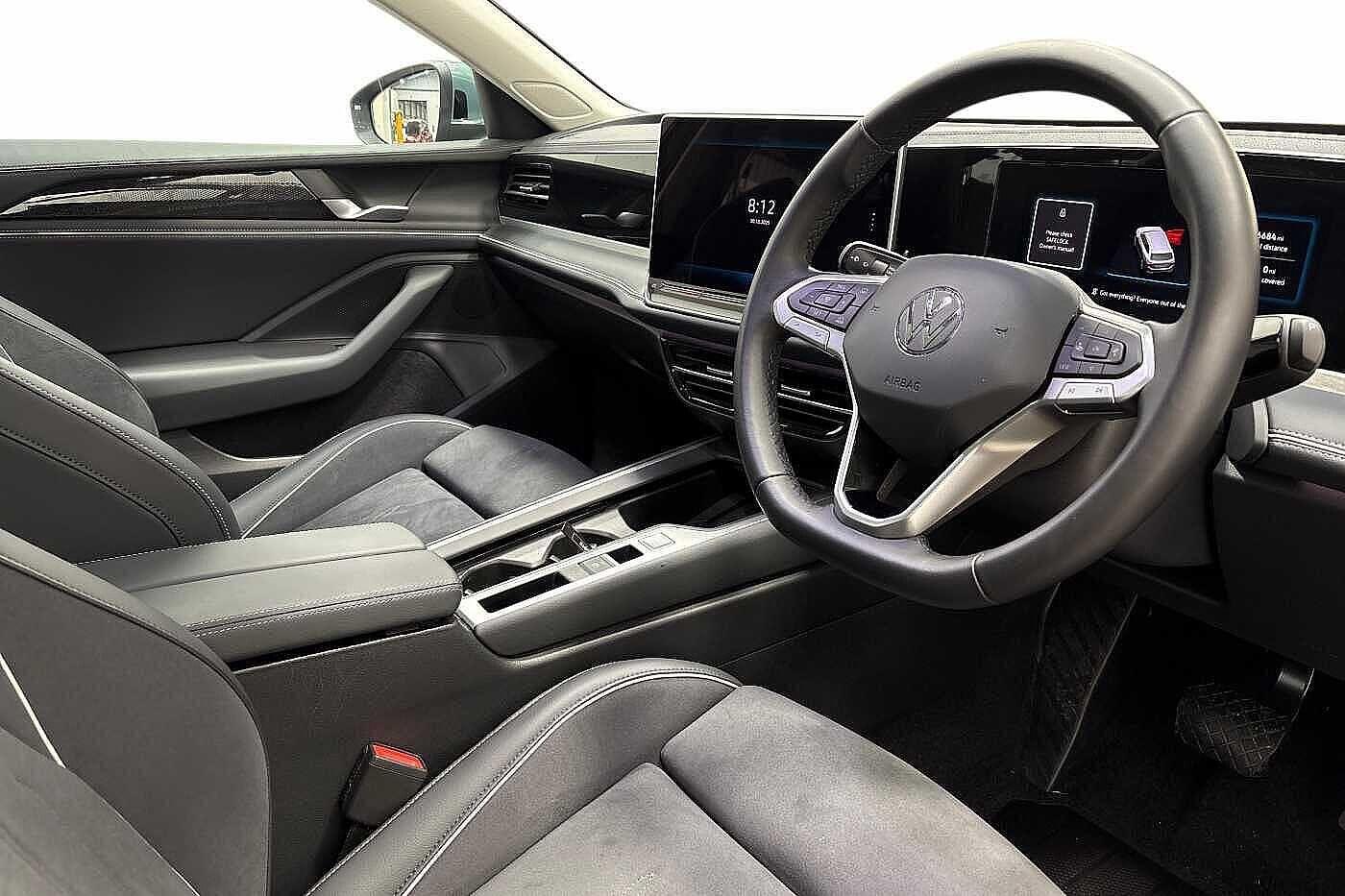 Used Volkswagen Passat 2025 for sale - 76480870: Photo 6