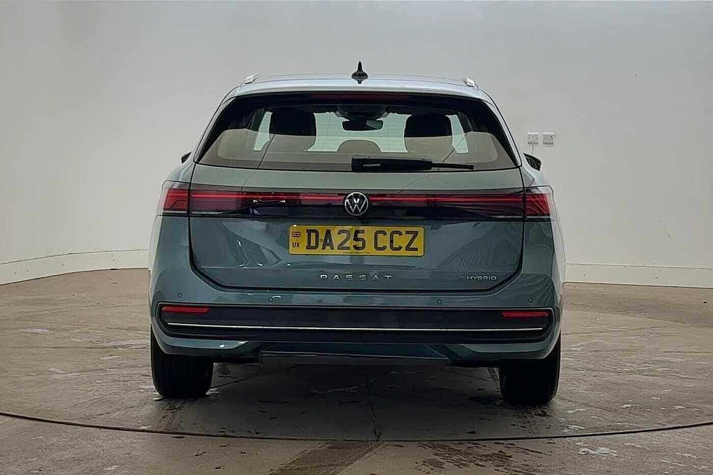 Used Volkswagen Passat 2025 for sale - 76480870: Photo 8