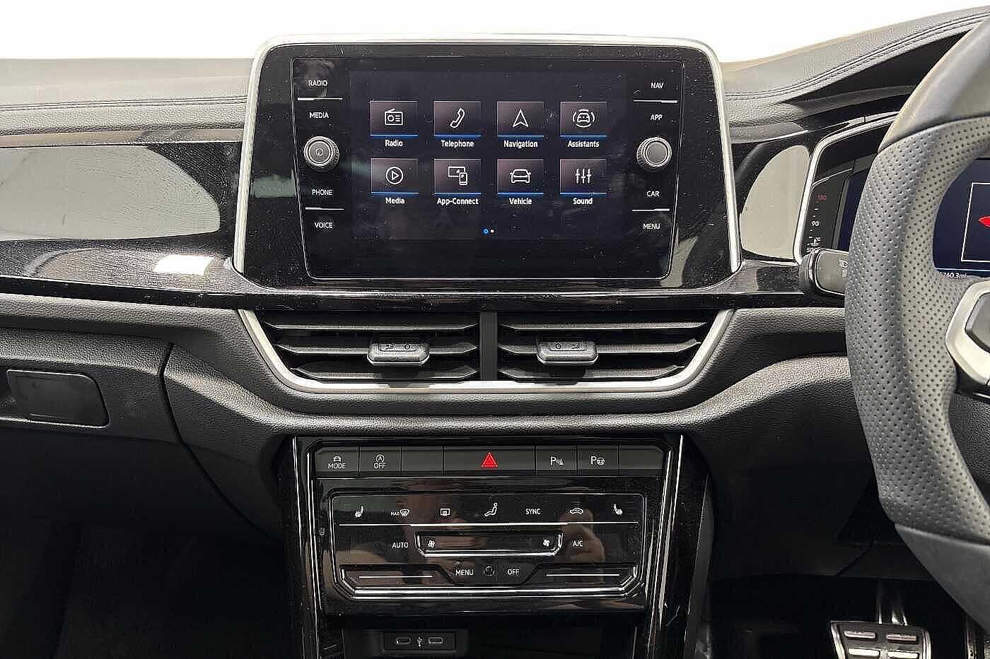 Used Volkswagen T-Roc 2025 for sale - 76711726: Photo 12