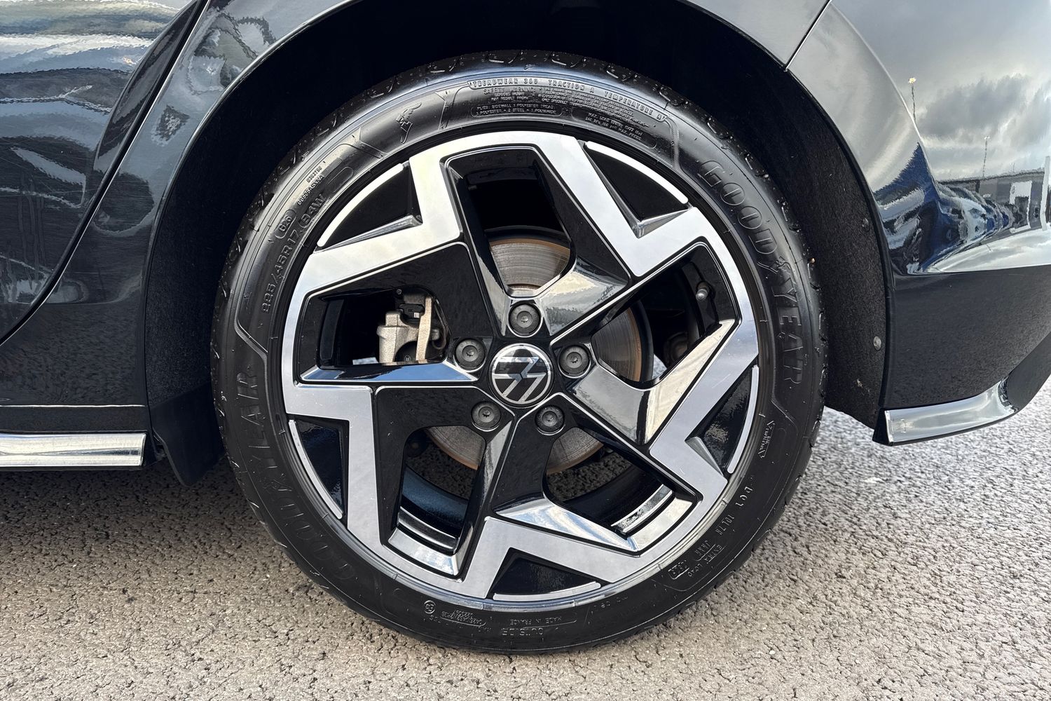 Used Volkswagen Golf 2025 for sale - 77834936: Photo 12