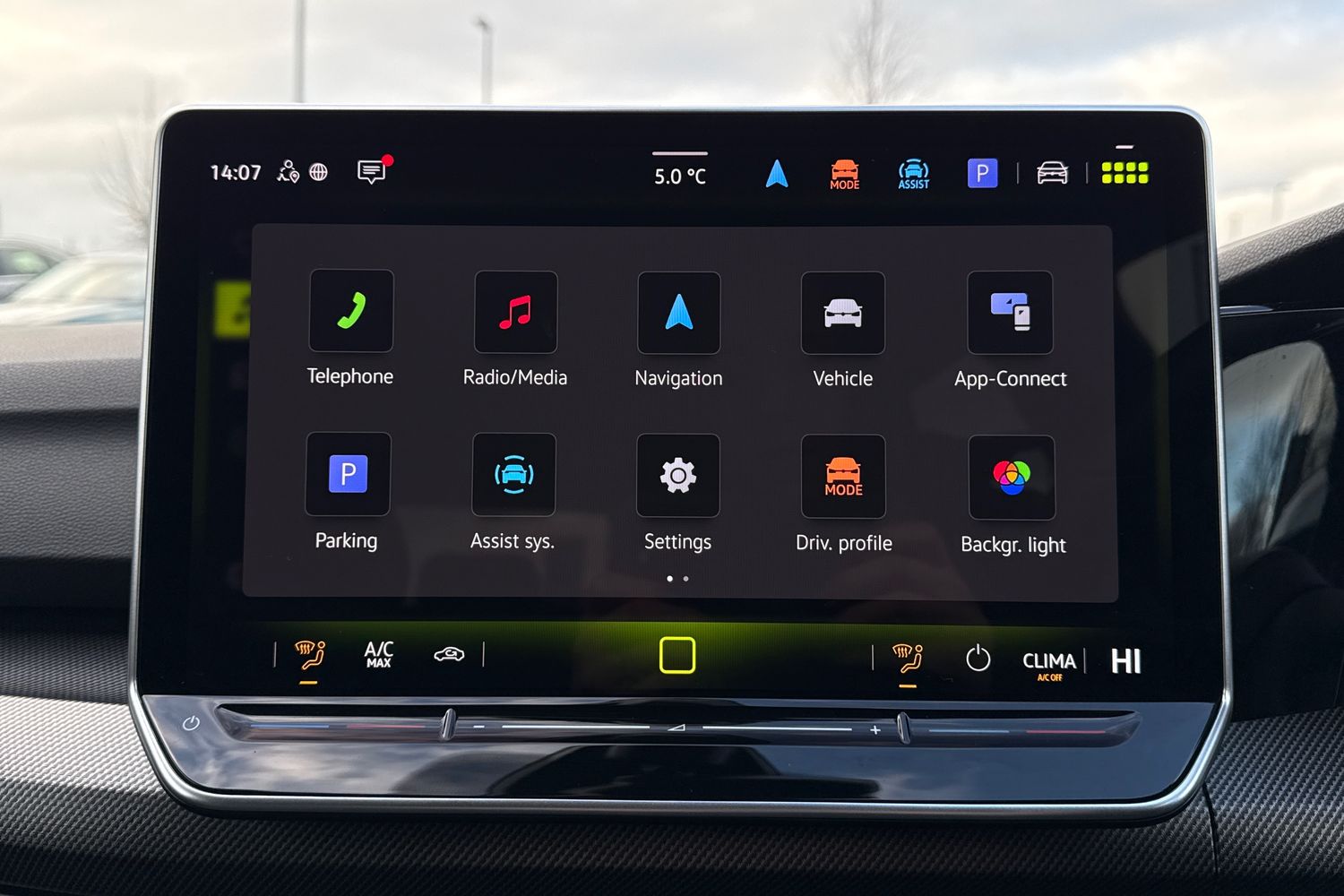 Used Volkswagen Golf 2025 for sale - 77834936: Photo 17