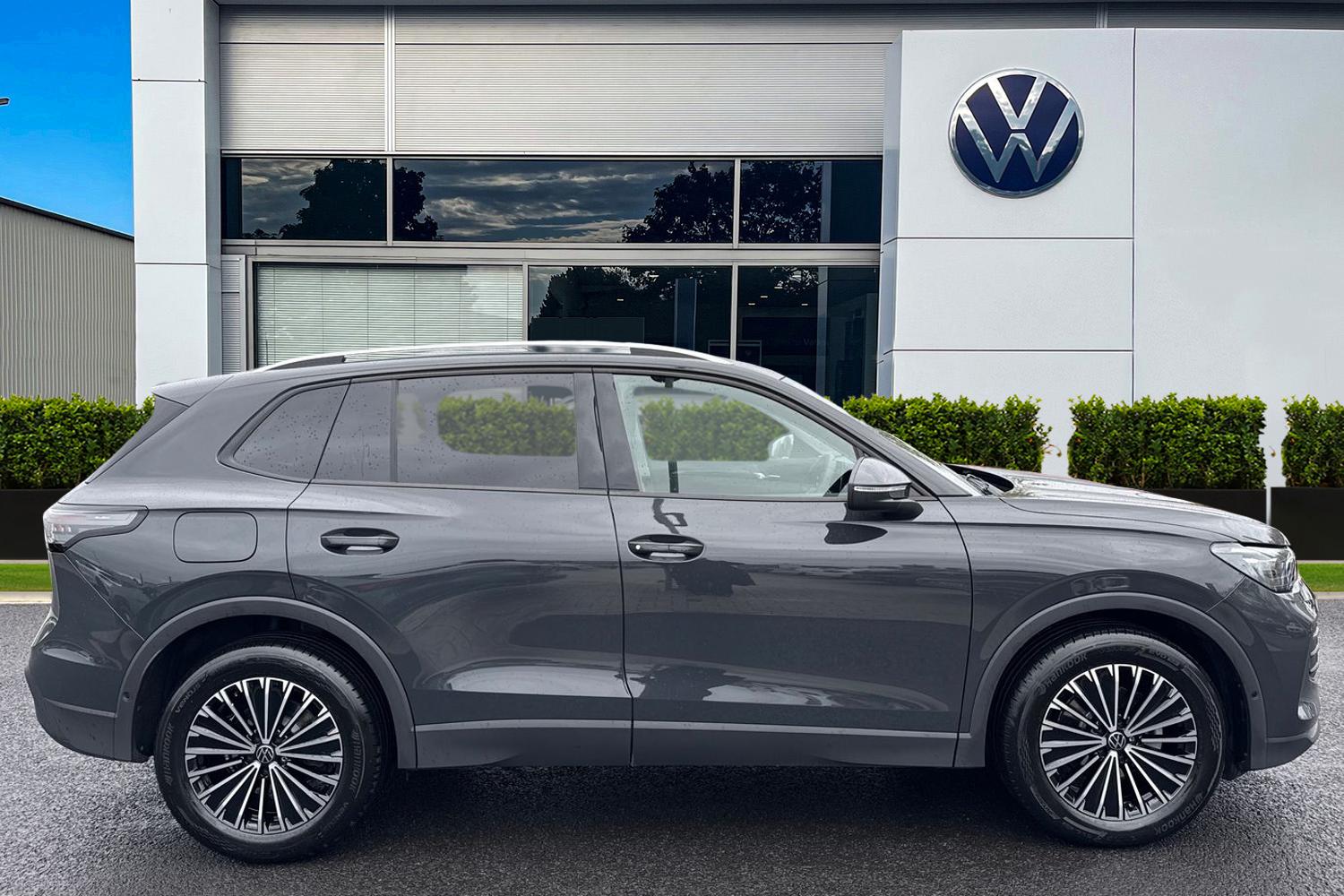 Used Volkswagen Tiguan 2025 for sale - 76546145: Photo 3