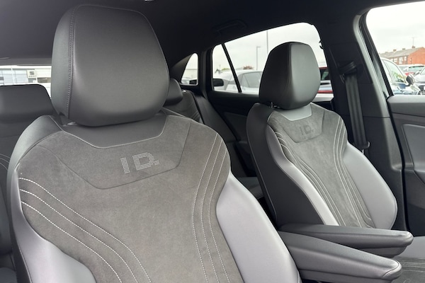 Used Volkswagen ID.4 2025 for sale - 76267945: Photo 23