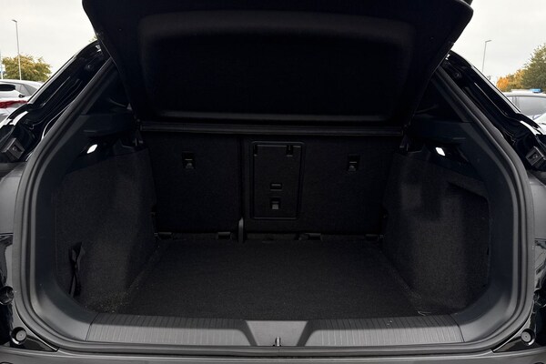 Used Volkswagen ID.4 2025 for sale - 76267945: Photo 6