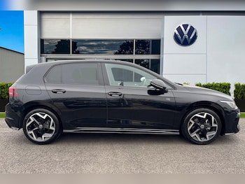 Used Volkswagen Golf 2025 for sale - 78155167: Photo