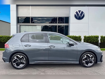 Used Volkswagen Golf 2025 for sale - 79314639: Photo