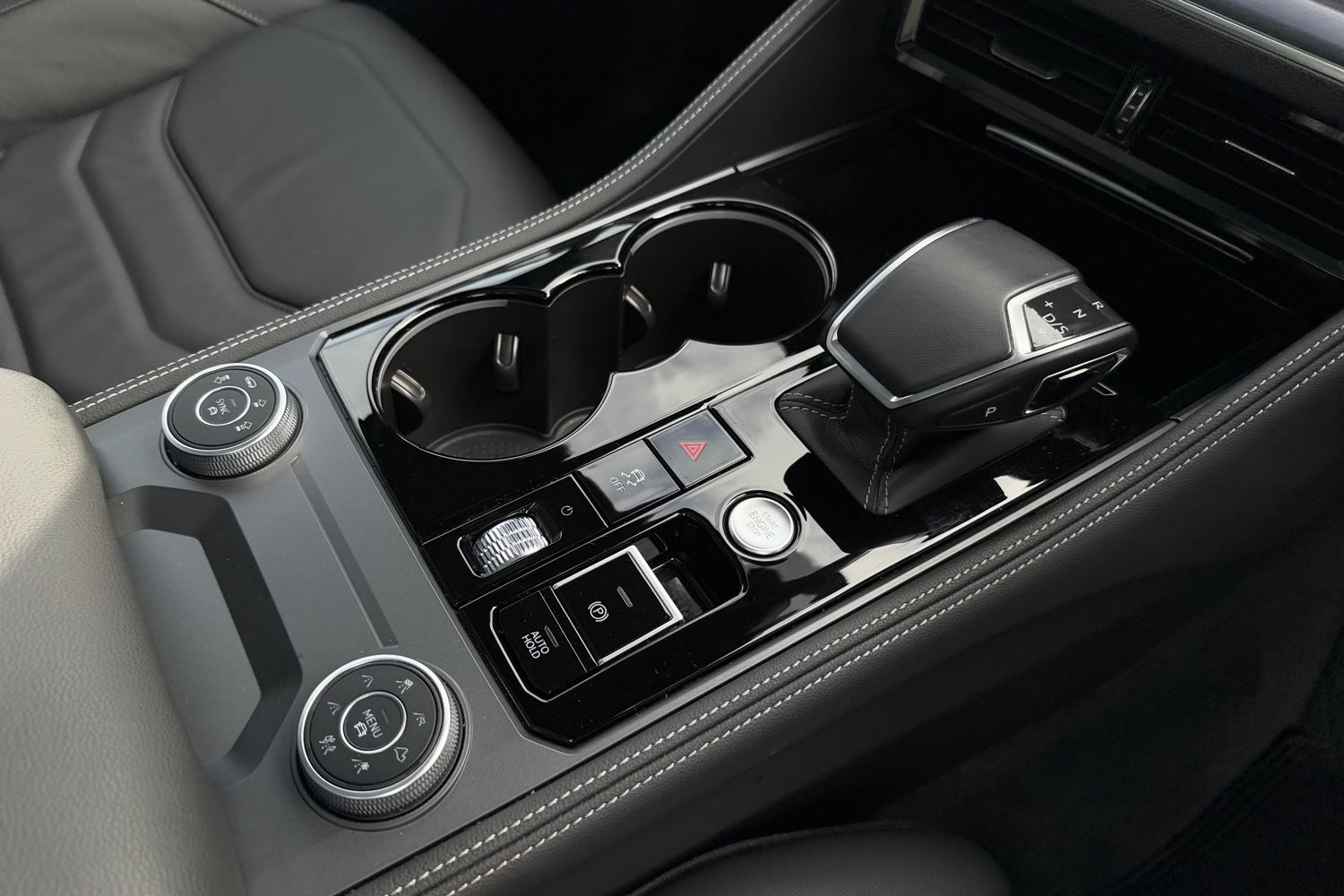 Used Volkswagen Touareg 2024 for sale - 76017584: Photo 23