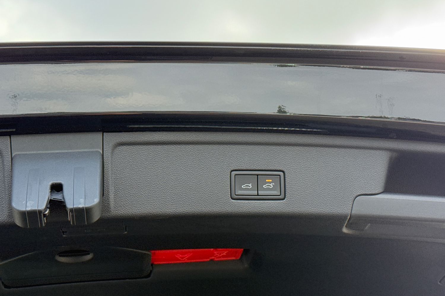 Used Volkswagen Touareg 2024 for sale - 76017584: Photo 32