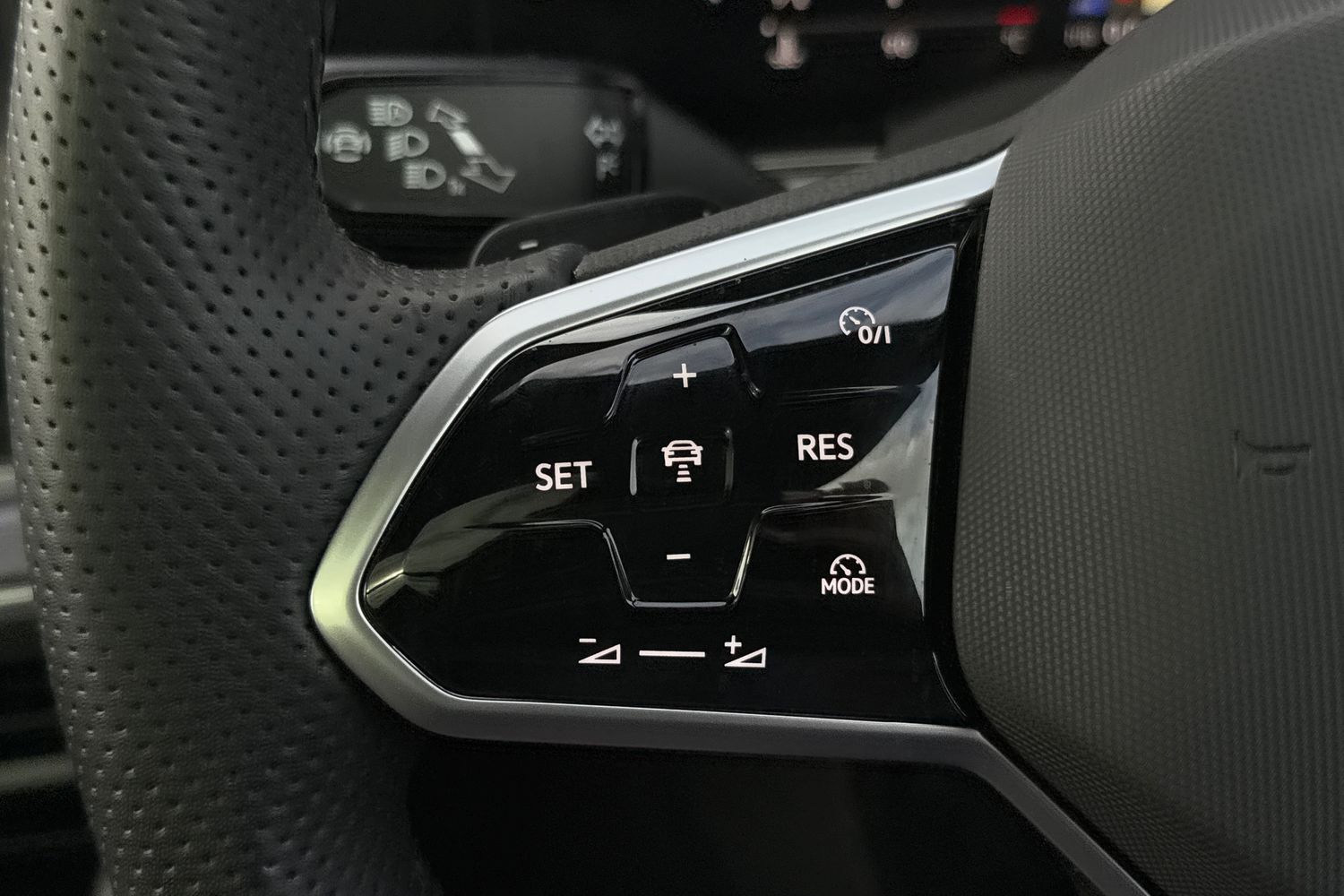 Used Volkswagen Touareg 2024 for sale - 76017584: Photo 44