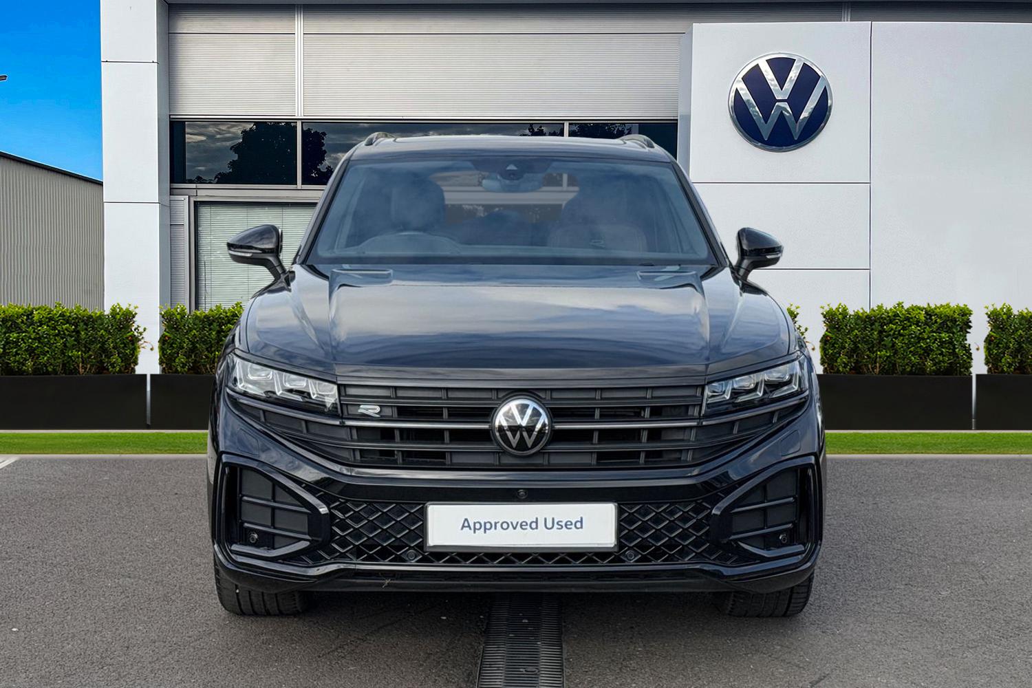 Used Volkswagen Touareg 2024 for sale - 76017584: Photo 6