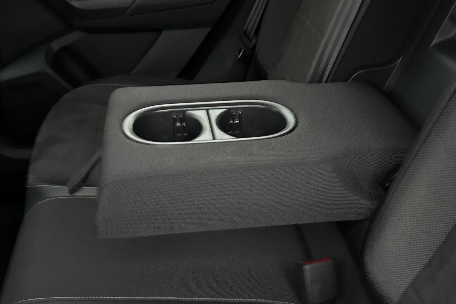 Used Volkswagen T-Roc 2024 for sale - 76665193: Photo 28