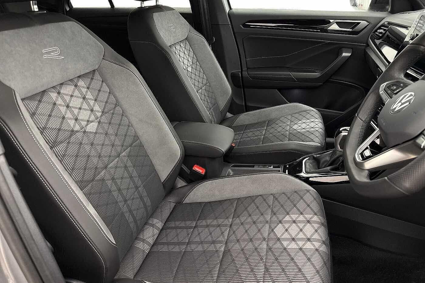 Used Volkswagen T-Roc 2025 for sale - 77546532: Photo 10