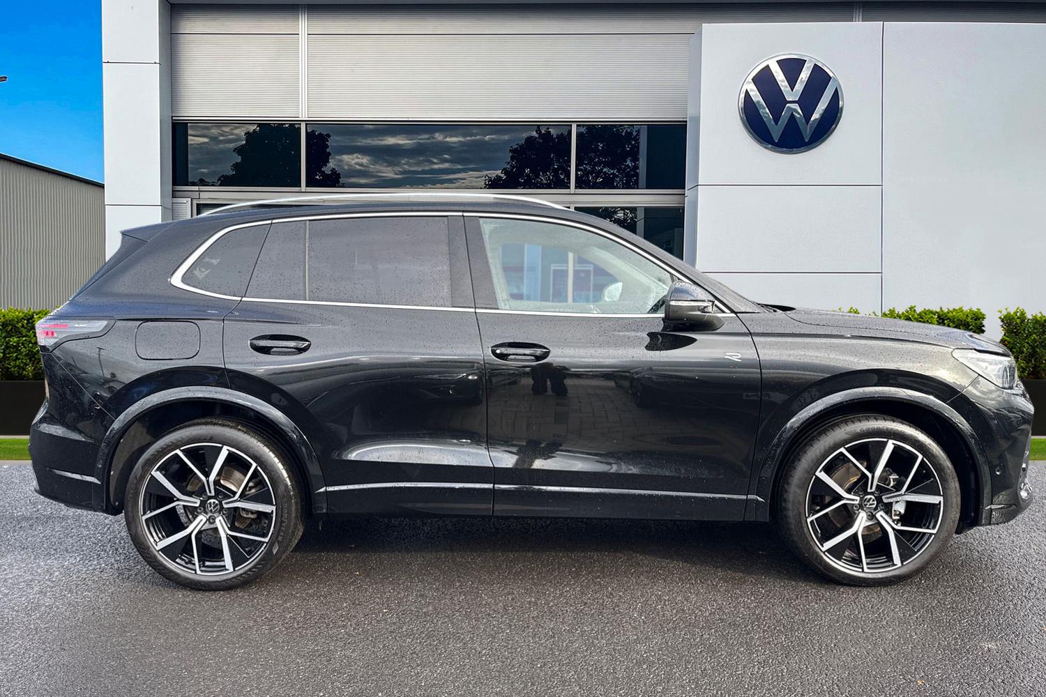 Used Volkswagen Tiguan 2025 for sale - 76288300: Photo 3