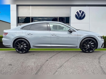Used Volkswagen Arteon 2020 for sale - 79047446: Photo