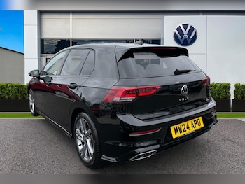 Used Volkswagen Golf 2024 for sale - 78311692: Photo