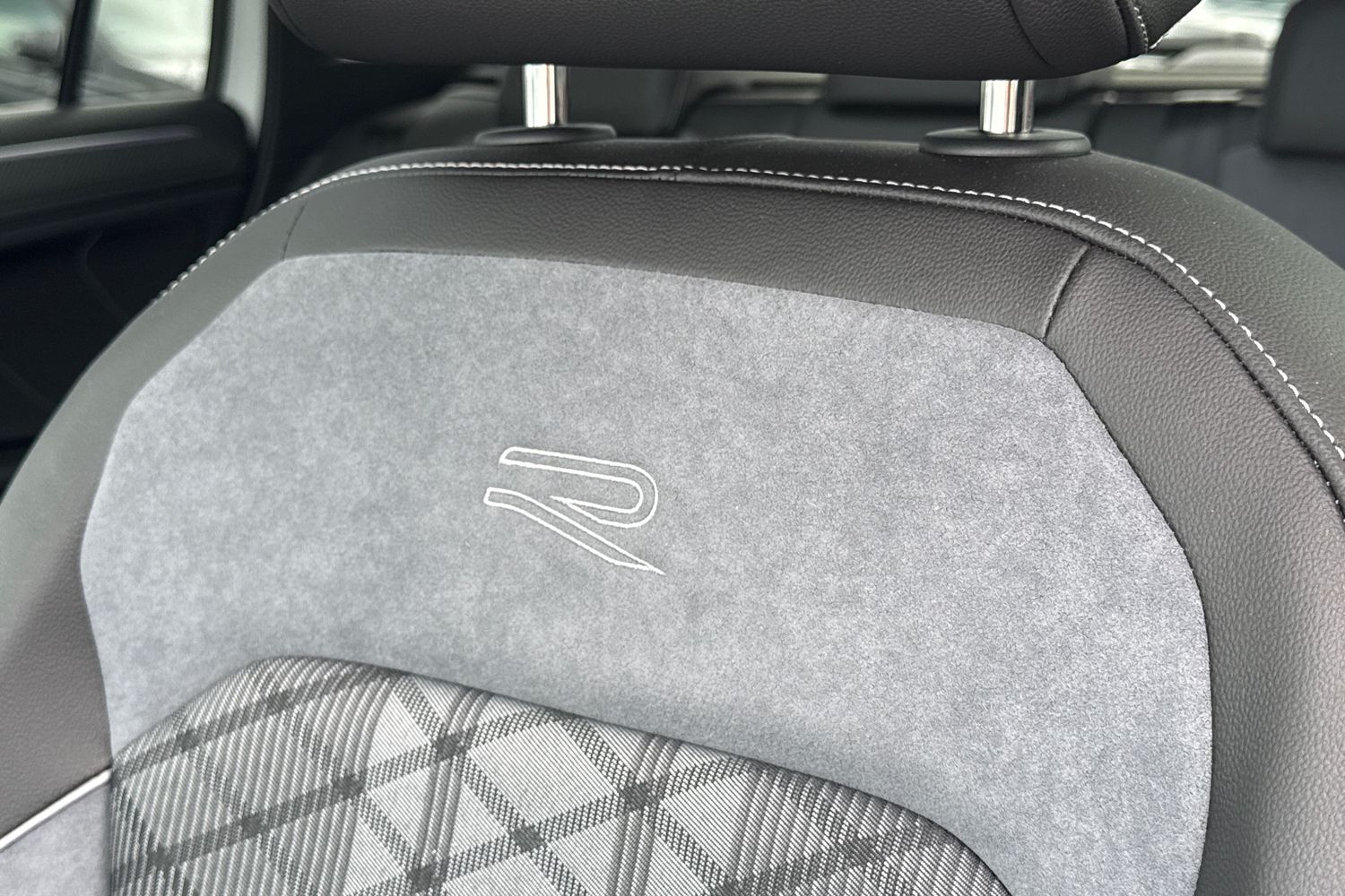 Used Volkswagen Tiguan 2024 for sale - 77666249: Photo 32