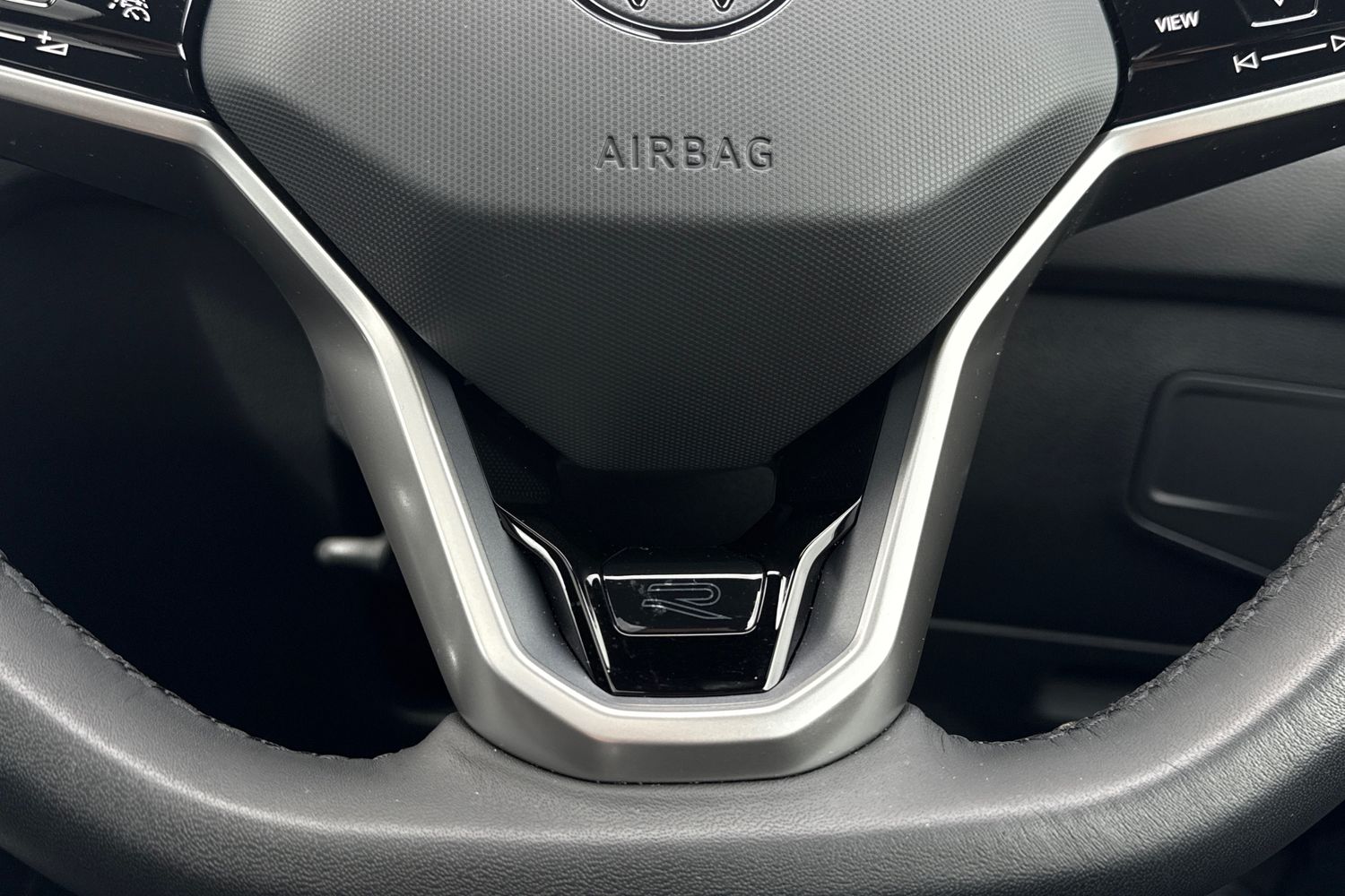 Used Volkswagen Tiguan 2024 for sale - 77666249: Photo 36