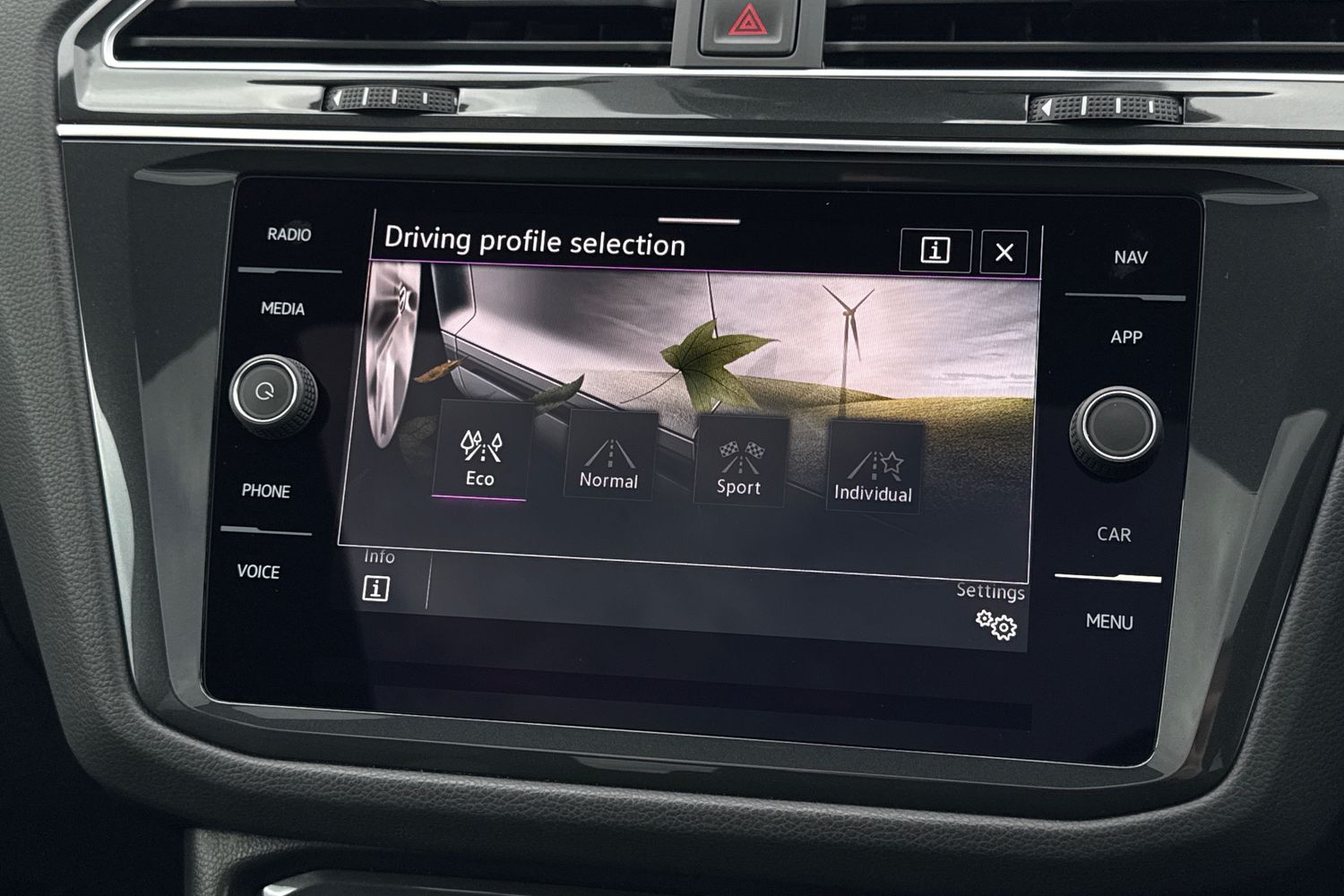 Used Volkswagen Tiguan 2024 for sale - 77666249: Photo 45