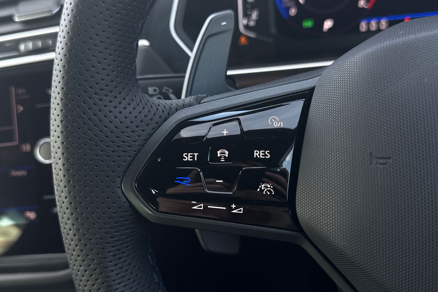 Used Volkswagen Tiguan 2021 for sale - 77649282: Photo 35