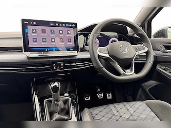 Used Volkswagen Golf 2025 for sale - 77546368: Photo